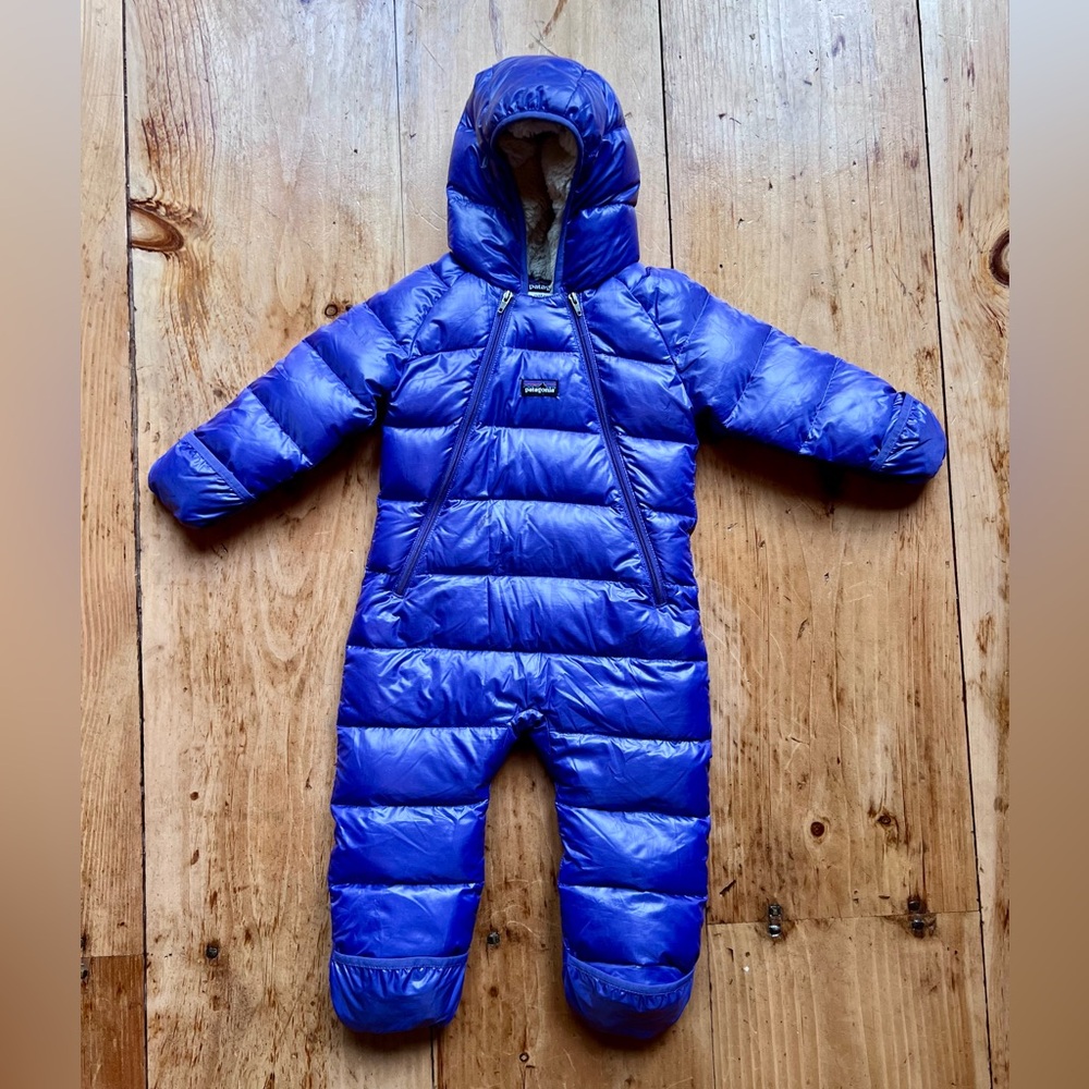 Patagonia infant hi-loft snowsuit bunting, like new